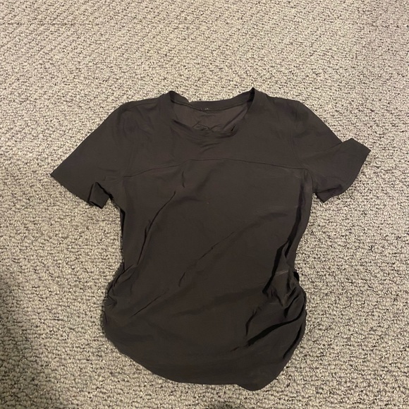 Lululemon Fitted tee - Picture 2 of 2